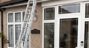 Get high quality cleaning services by hiring professional window clea…