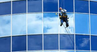 Get Spotless Windows by Hiring Services of Experienced Window Cleaners in Harrow