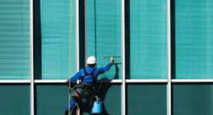 Hire Professionals to Get Best Commercial Window Cleaning Services