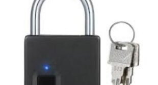With a smart fingerprint,the padlock stays ahead of time