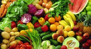 Get the best quality Grocery with Fruits and Vegetables Distributor
