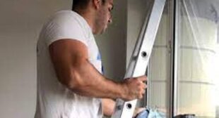 Window Cleaner Belgravia – Complete the Window Cleaning Task without Risk