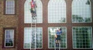Achieve Well-lit Homes and Businesses with Window Cleaner Westminster