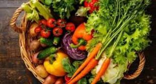 Improve Your Health with the Help of Organic Fruit and Vegetable Supplier
