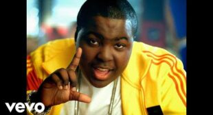 Lyrics of Beautiful Girls Song