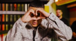 Lyrics of Navidad Sin Ti Song