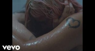 CONTIGO Lyrics – KAROL G