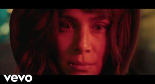 De A Poco (English Translation) Lyrics – Greeicy