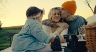 FRAGILI Lyrics – Il Tre