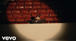 Historia Song Lyrics