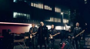 Molim Boga da svane Lyrics