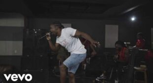 Say Yeah Lyrics – Christopher Martin