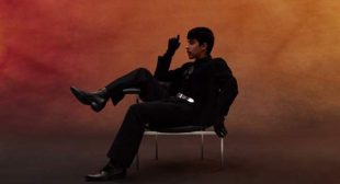 Pink Pony Club Lyrics – Jonathan Young