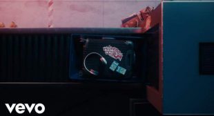 Lyrics of T.O.N.Y. Song