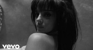 Blue Strips Lyrics