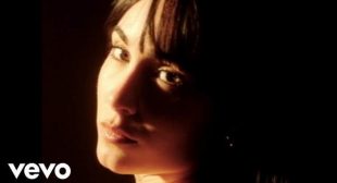 Lyrics of EX EX EX Song
