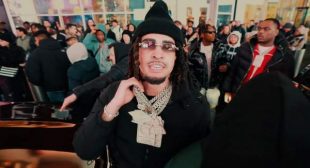 Financial Magician Lyrics