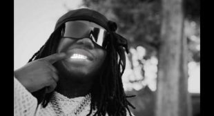 Lyrics of Voo Doo (Remix) Song