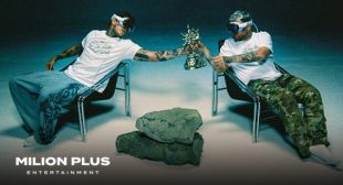 Lyrics of BERSERK Song