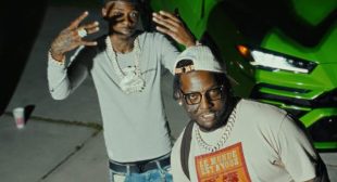 Lyrics of INFINITOS COMO EL MAR Song