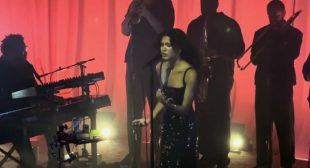 Lyrics of Close Up Song