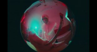 Pordiosero (English Translation) Lyrics