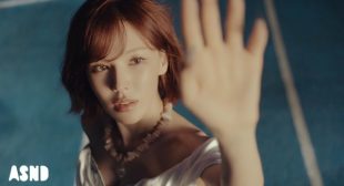 Sunkiss (English Translation) Lyrics – WENDY