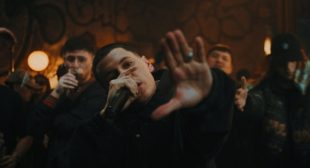 Lyrics of DOS CON HIELO Song