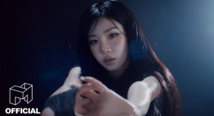 FLY UP (English Translation) Song Lyrics