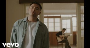 Semusim Lyrics – Tohpati