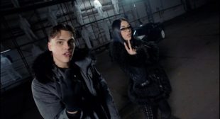 Lyrics of Push It Song