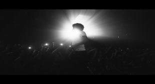 Lyrics of 100,000 Song