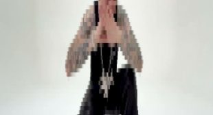 Lyrics of Dracula (JENNIE Remix) Song