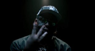 Lyrics of On Stream Song