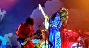 Paint Me a Picture Lyrics