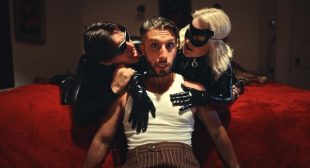 Gigolo Lyrics
